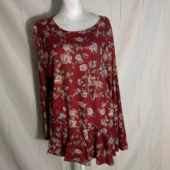 Suzanne Betro Flowered Blouse with ruffled bottom and wide sleeve - Picture 1 of 5